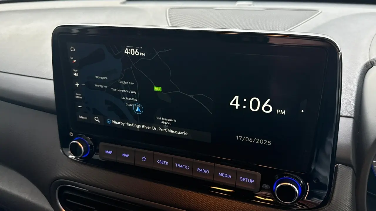 2022 HYUNDAI KONA Gallery Image 15