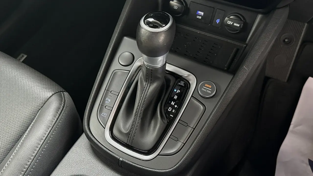 2022 HYUNDAI KONA Gallery Image 17