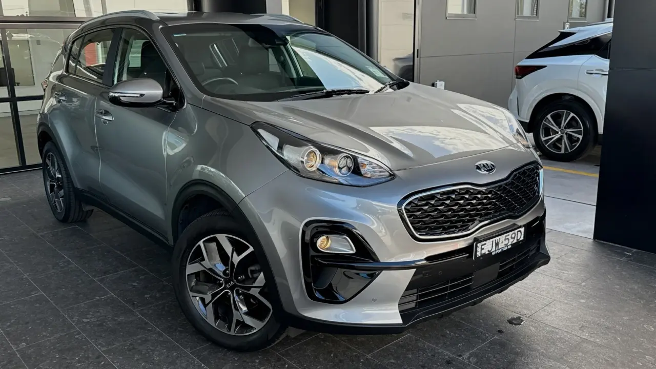 2020 KIA SPORTAGE Gallery Image 1