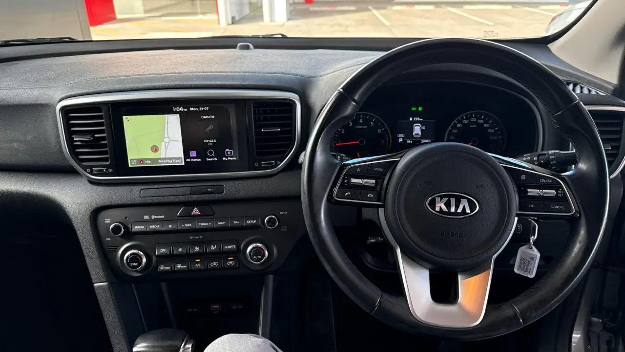 2020 KIA SPORTAGE Gallery Image 10