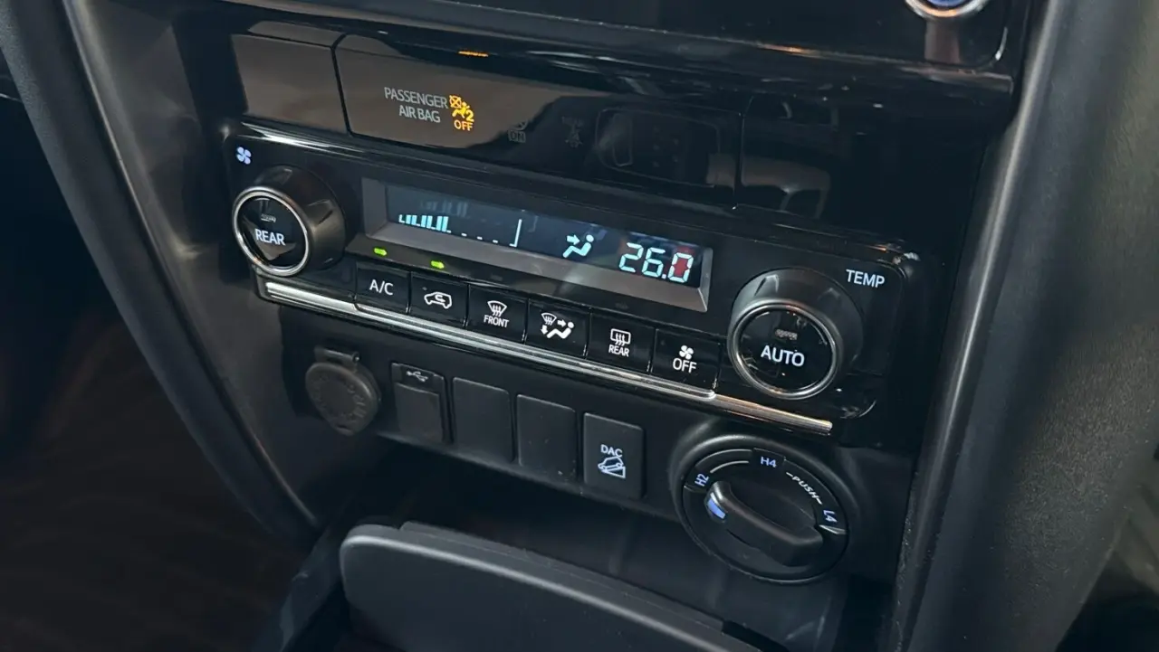 2020 Toyota Fortuner Gallery Image 14