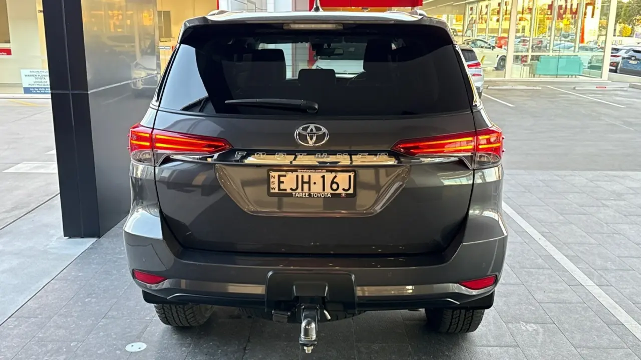 2020 Toyota Fortuner Gallery Image 5
