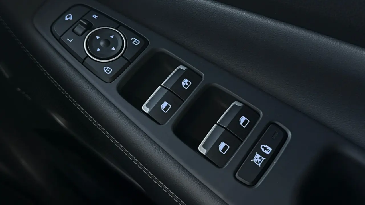 2018 HYUNDAI SANTA FE Gallery Image 19