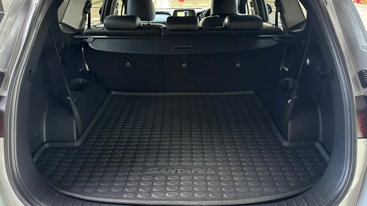 2018 HYUNDAI SANTA FE Gallery Image 7