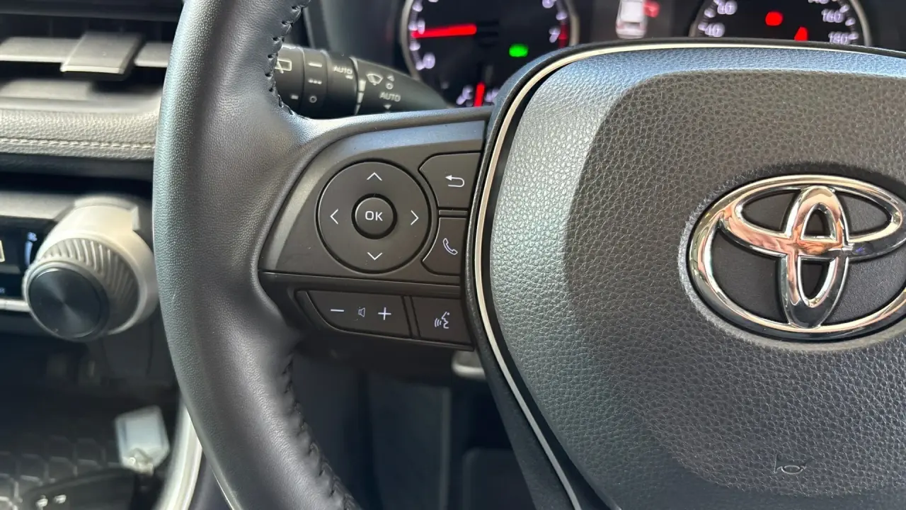 2021 Toyota RAV4 Gallery Image 10