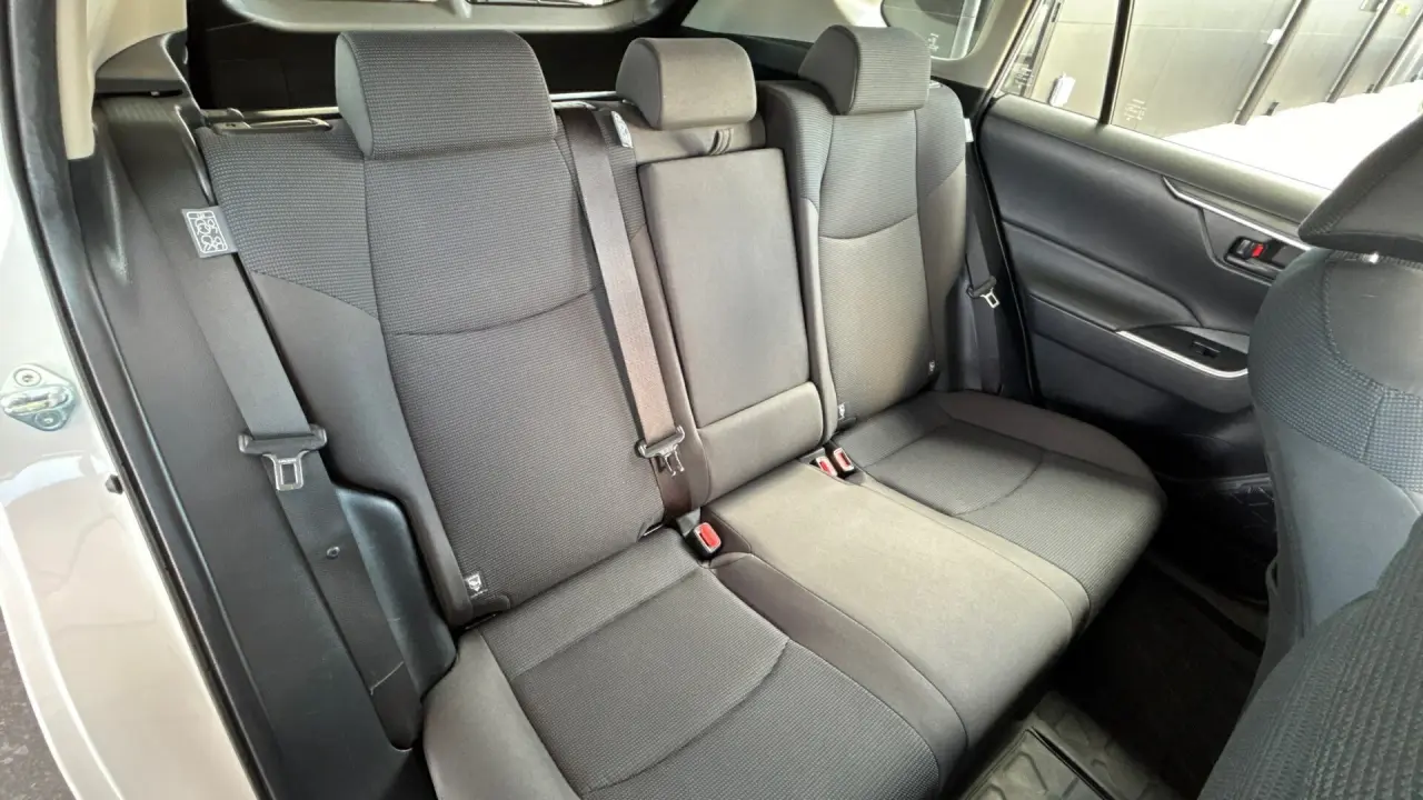 2021 Toyota RAV4 Gallery Image 7