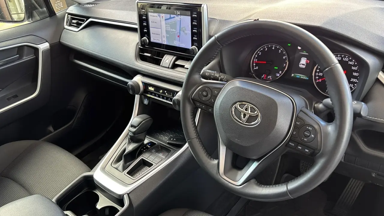 2021 Toyota RAV4 Gallery Image 8