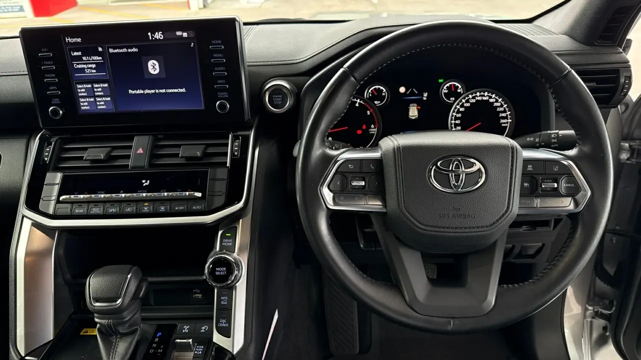 2022 Toyota Landcruiser Gallery Image 10