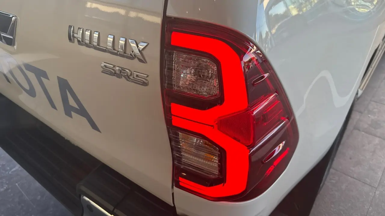 2022 Toyota Hilux Gallery Image 6