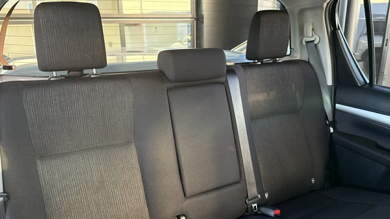 2022 Toyota Hilux Gallery Image 8