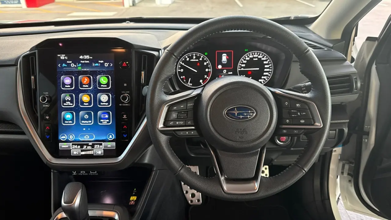 2023 SUBARU CROSSTREK Gallery Image 10