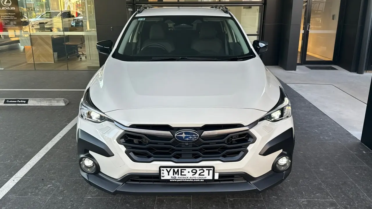 2023 SUBARU CROSSTREK Gallery Image 2