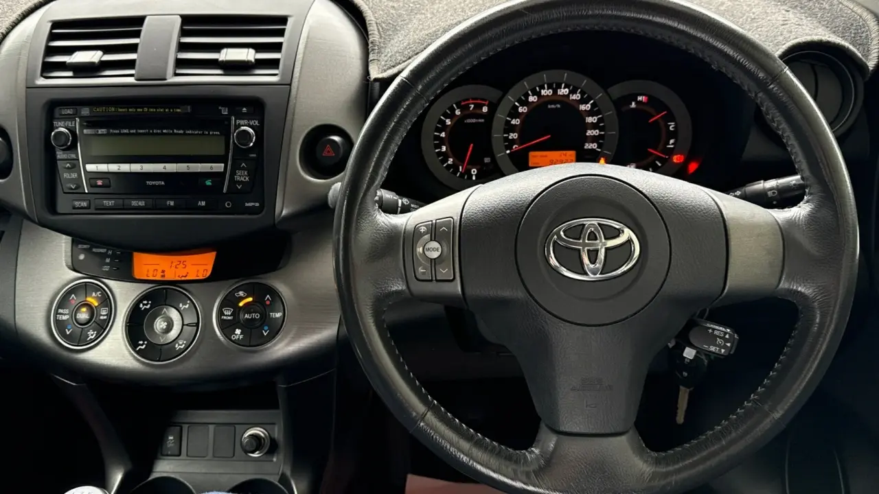 2008 Toyota RAV4 Gallery Image 11
