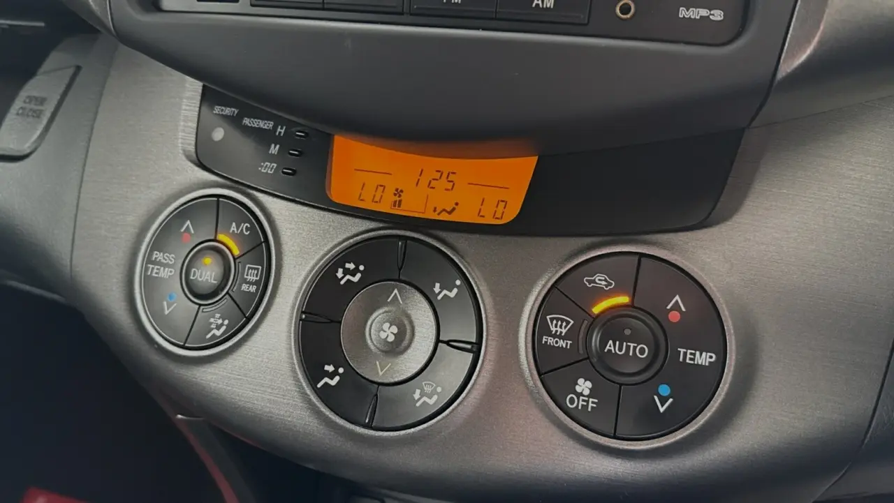 2008 Toyota RAV4 Gallery Image 15