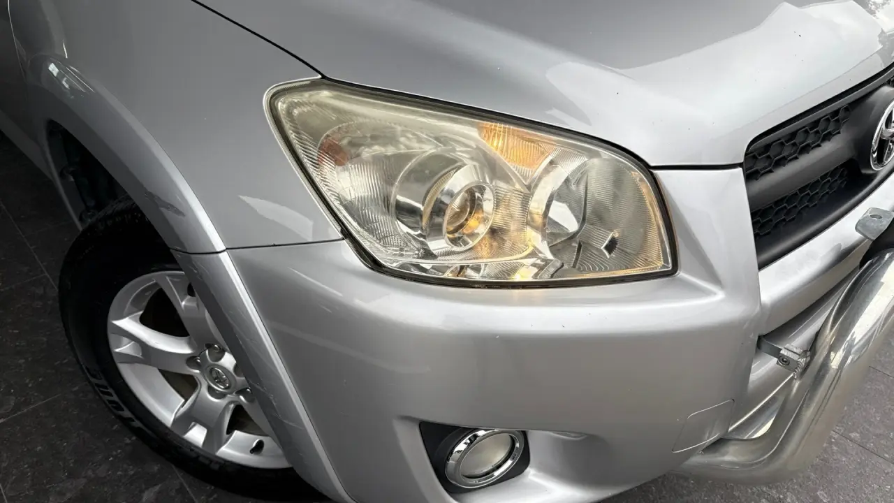 2008 Toyota RAV4 Gallery Image 3