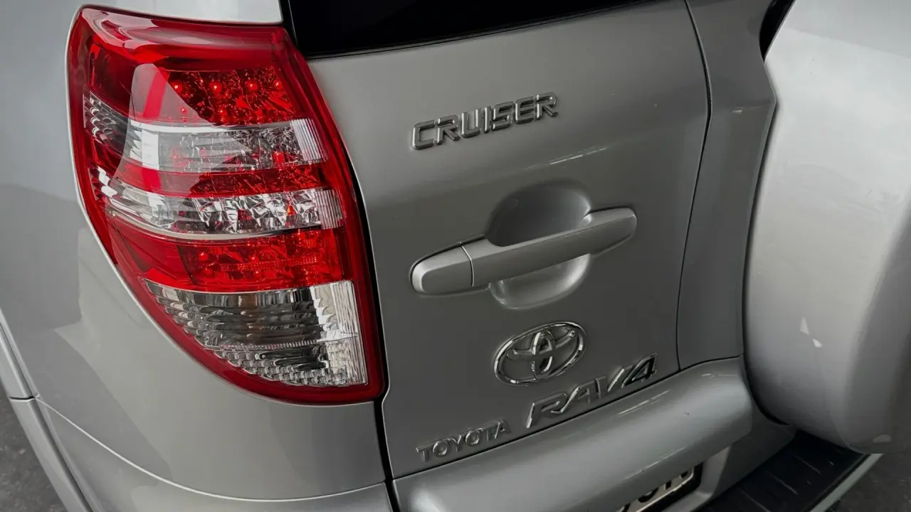 2008 Toyota RAV4 Gallery Image 6