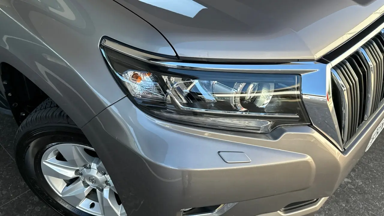 2018 Toyota Prado Gallery Image 3
