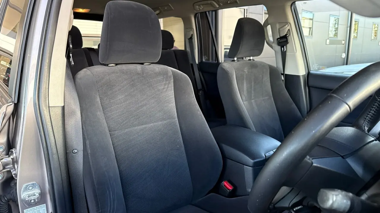 2018 Toyota Prado Gallery Image 9
