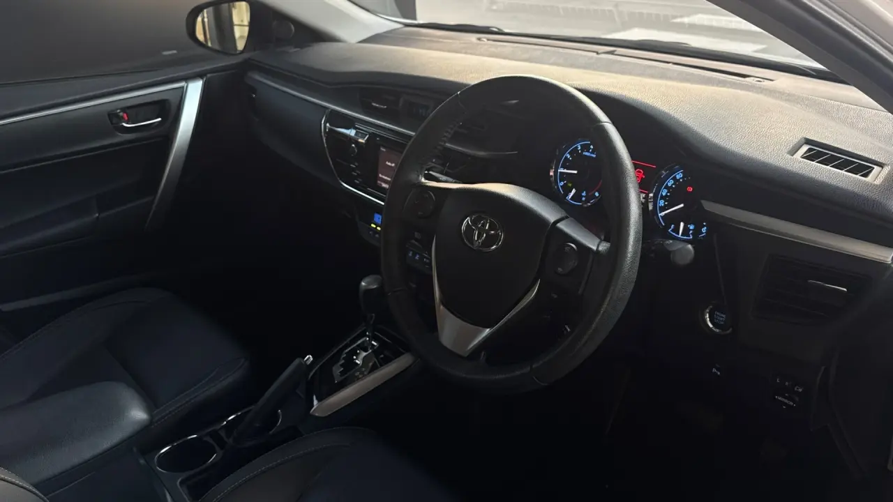 2013 Toyota Corolla Gallery Image 8