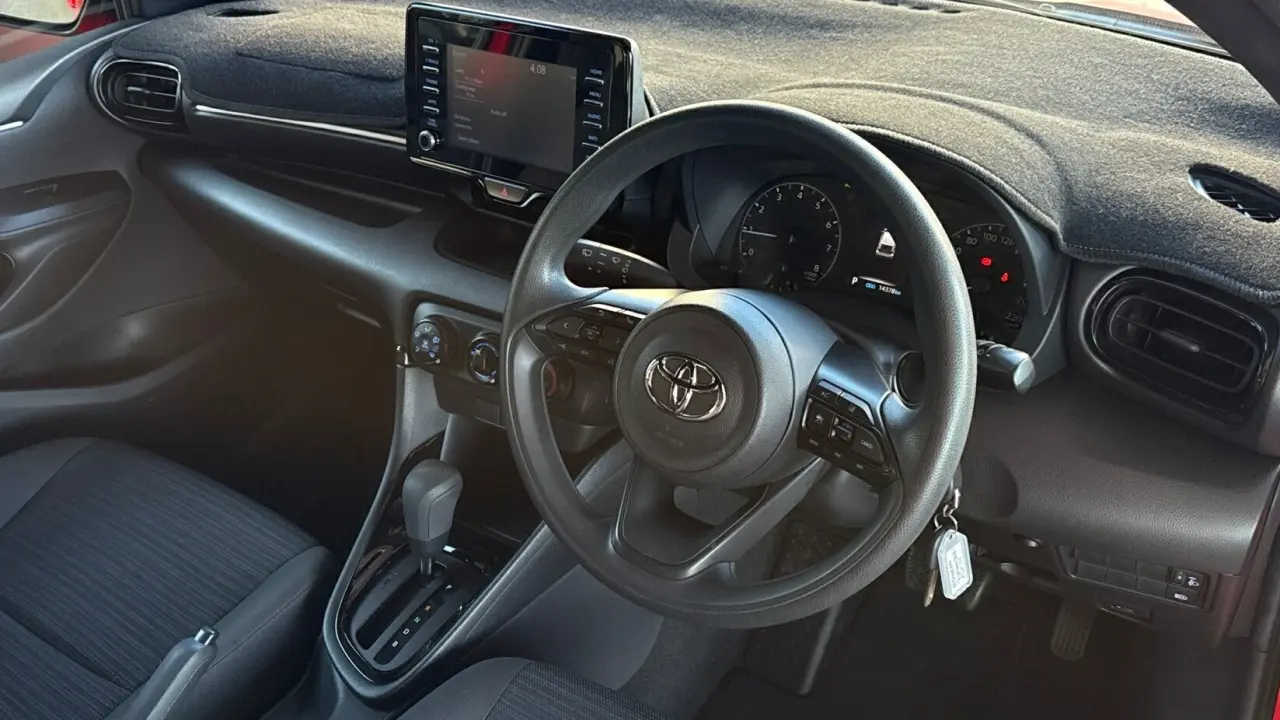 2021 Toyota Yaris Gallery Image 10