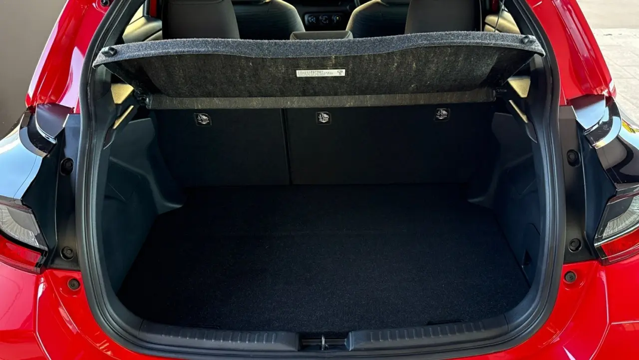 2021 Toyota Yaris Gallery Image 7