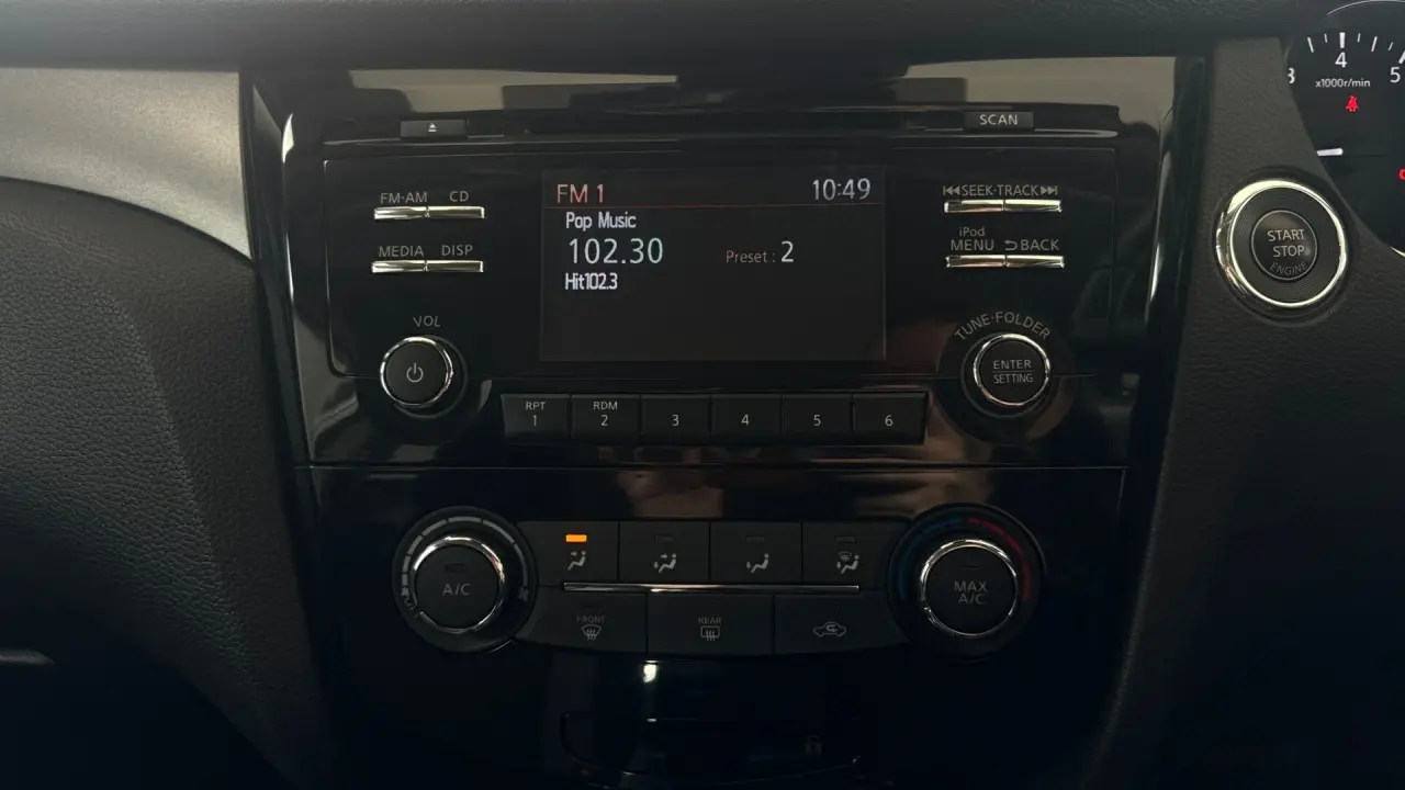 2019 NISSAN QASHQAI Gallery Image 10