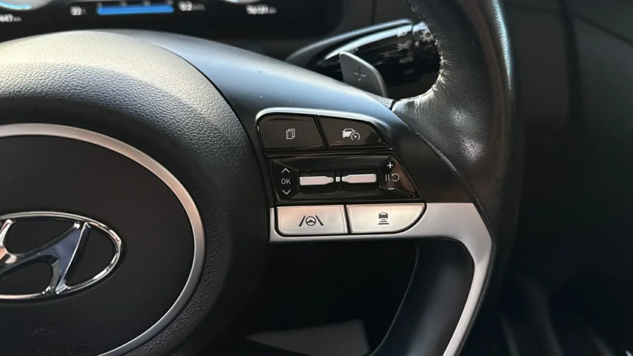 2021 HYUNDAI TUCSON Gallery Image 13