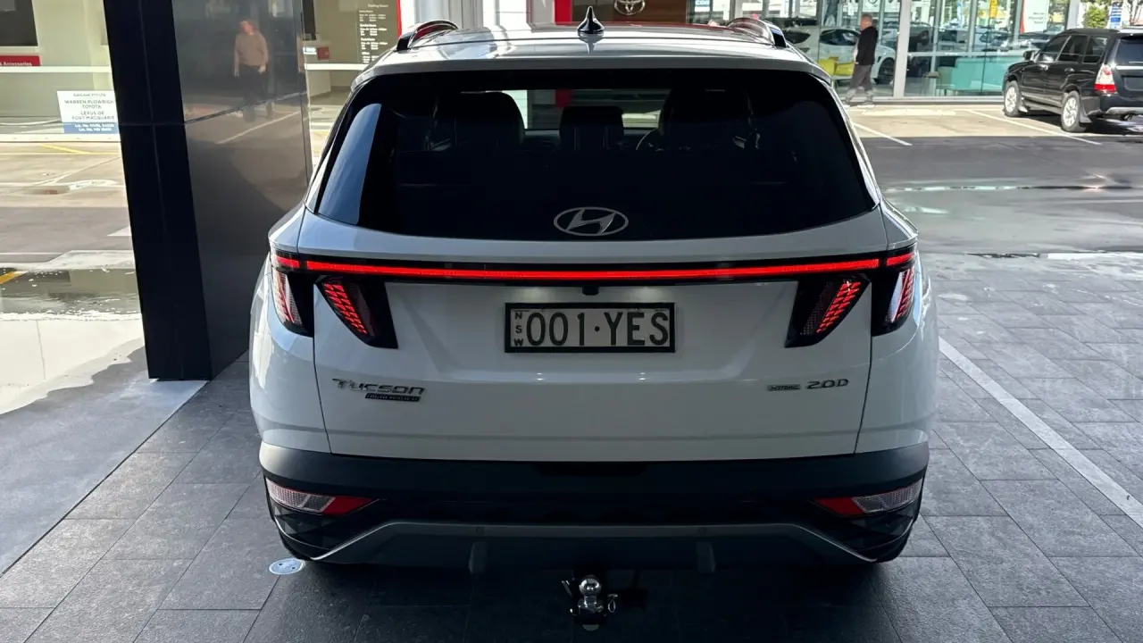 2021 HYUNDAI TUCSON Gallery Image 5