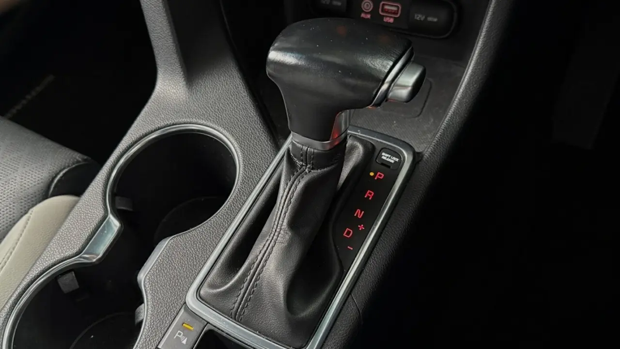 2017 KIA SPORTAGE Gallery Image 17