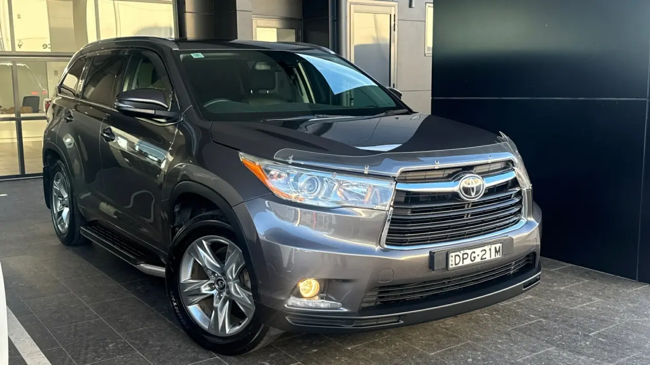 2016 Toyota Kluger Gallery Image 1