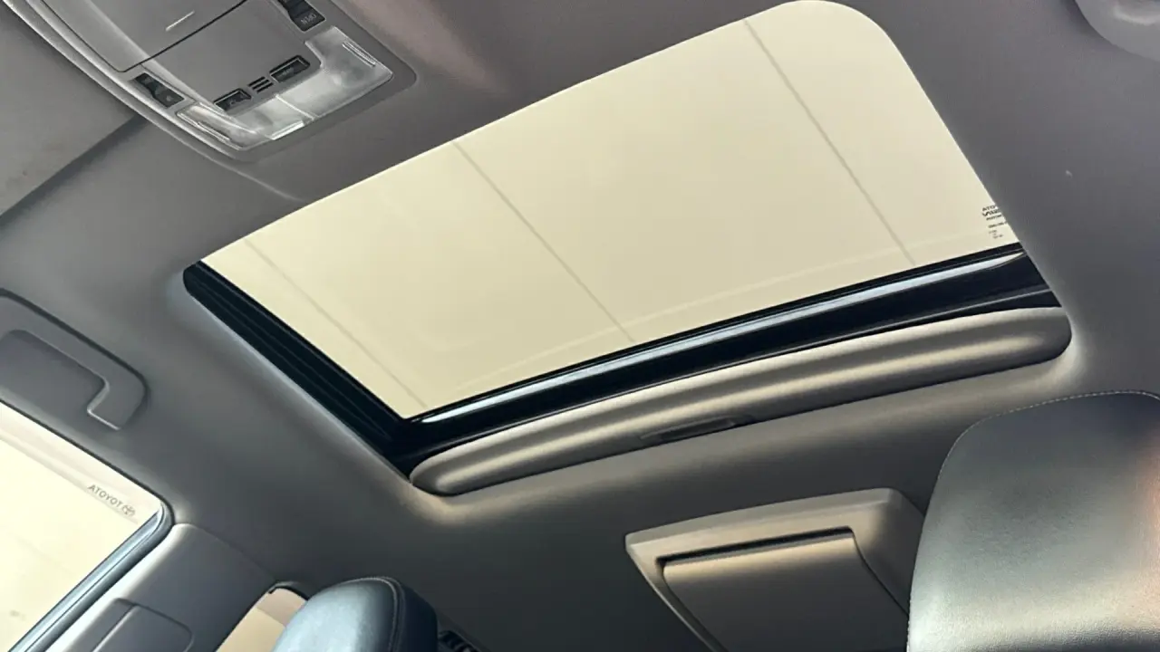 2016 Toyota Kluger Gallery Image 15
