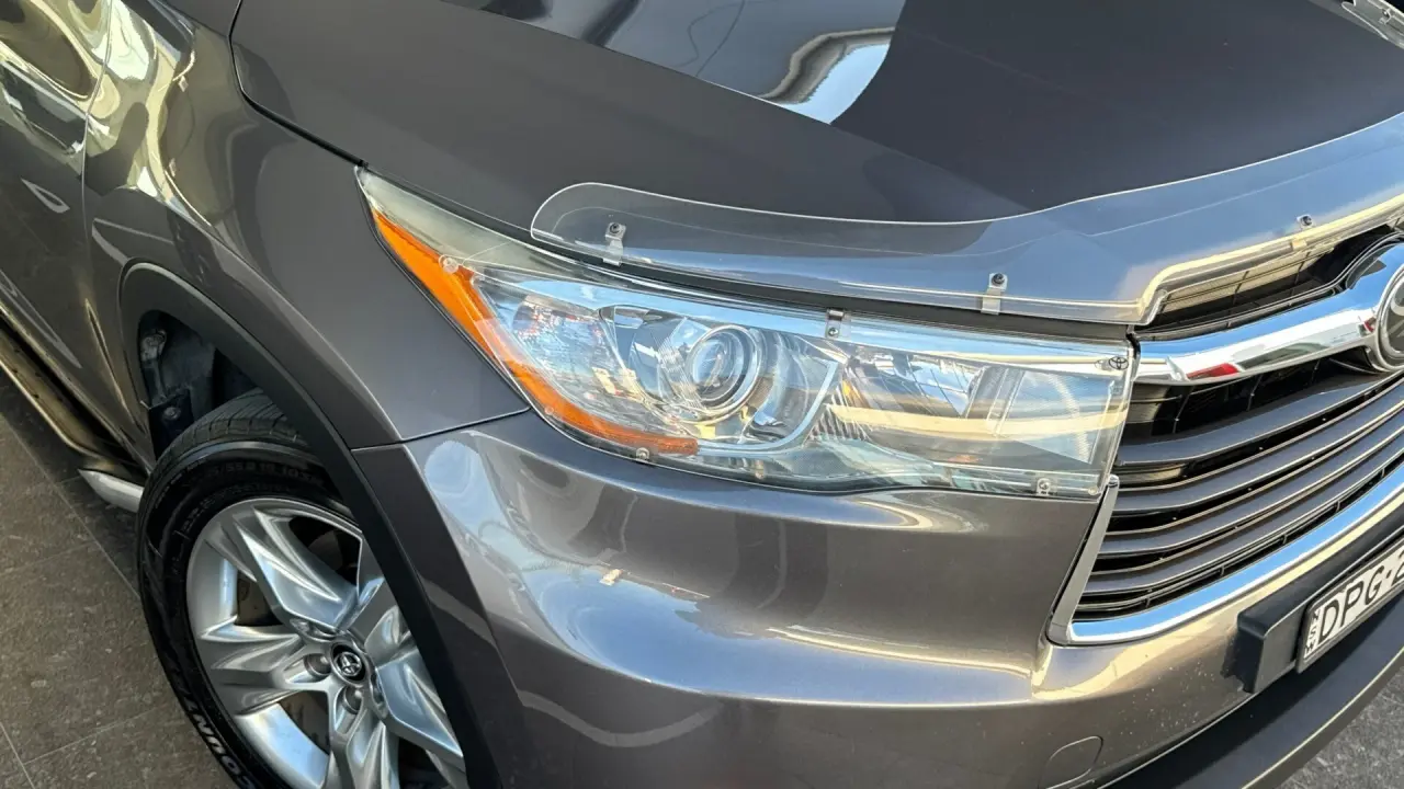 2016 Toyota Kluger Gallery Image 3