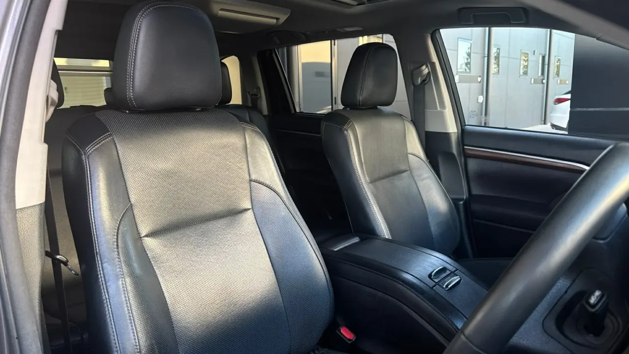 2016 Toyota Kluger Gallery Image 8