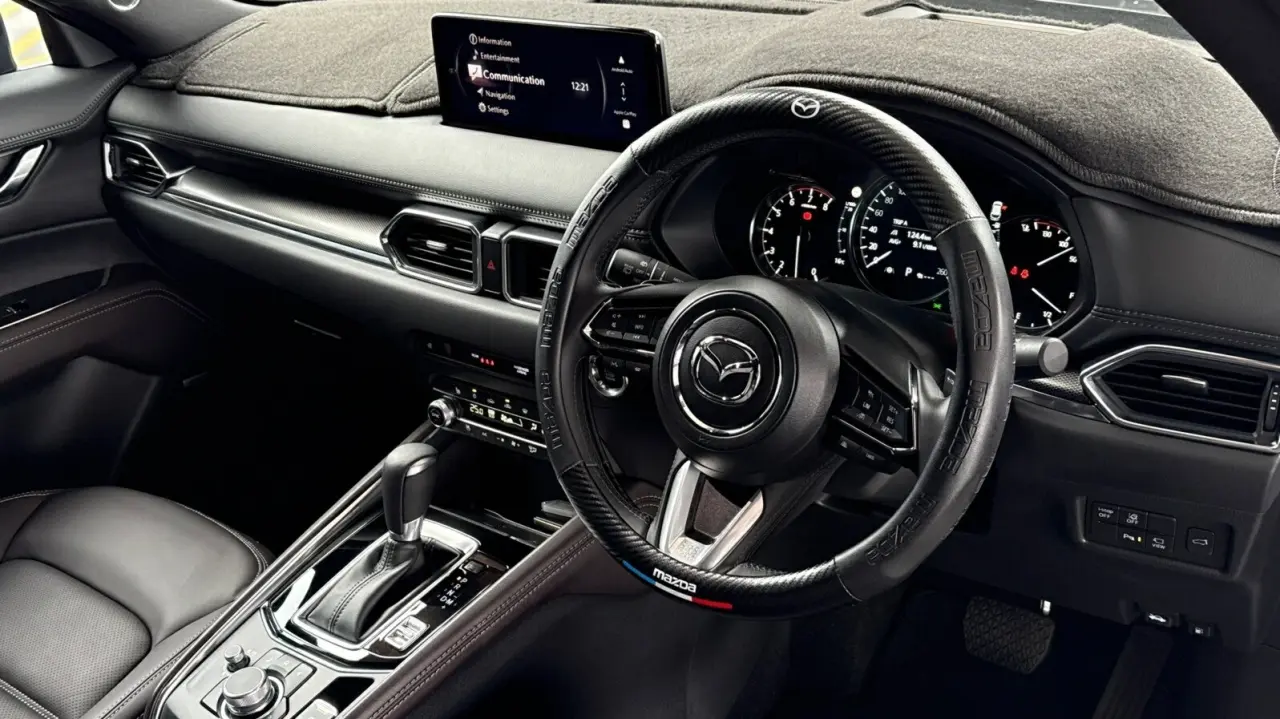 2025 MAZDA CX-5 Gallery Image 11