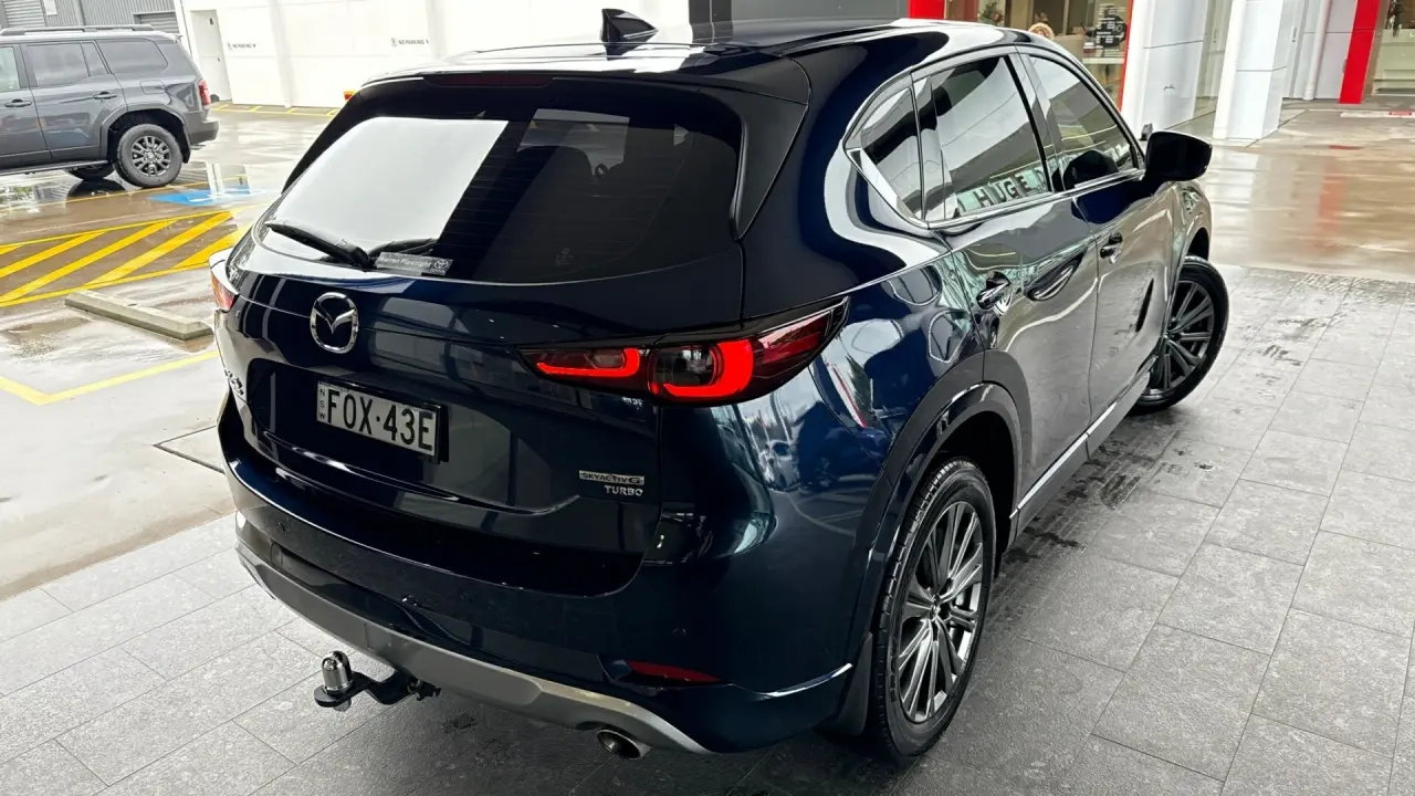2025 MAZDA CX-5 Gallery Image 4