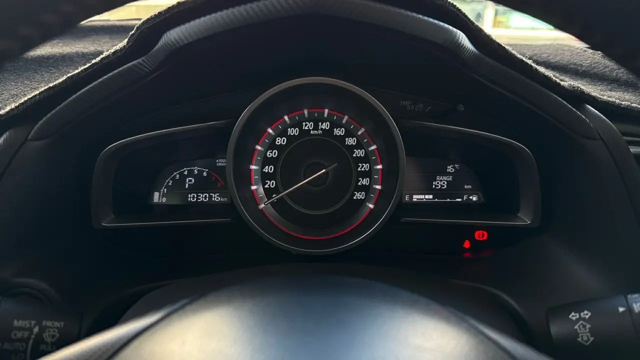 2014 MAZDA MAZDA3 Gallery Image 14