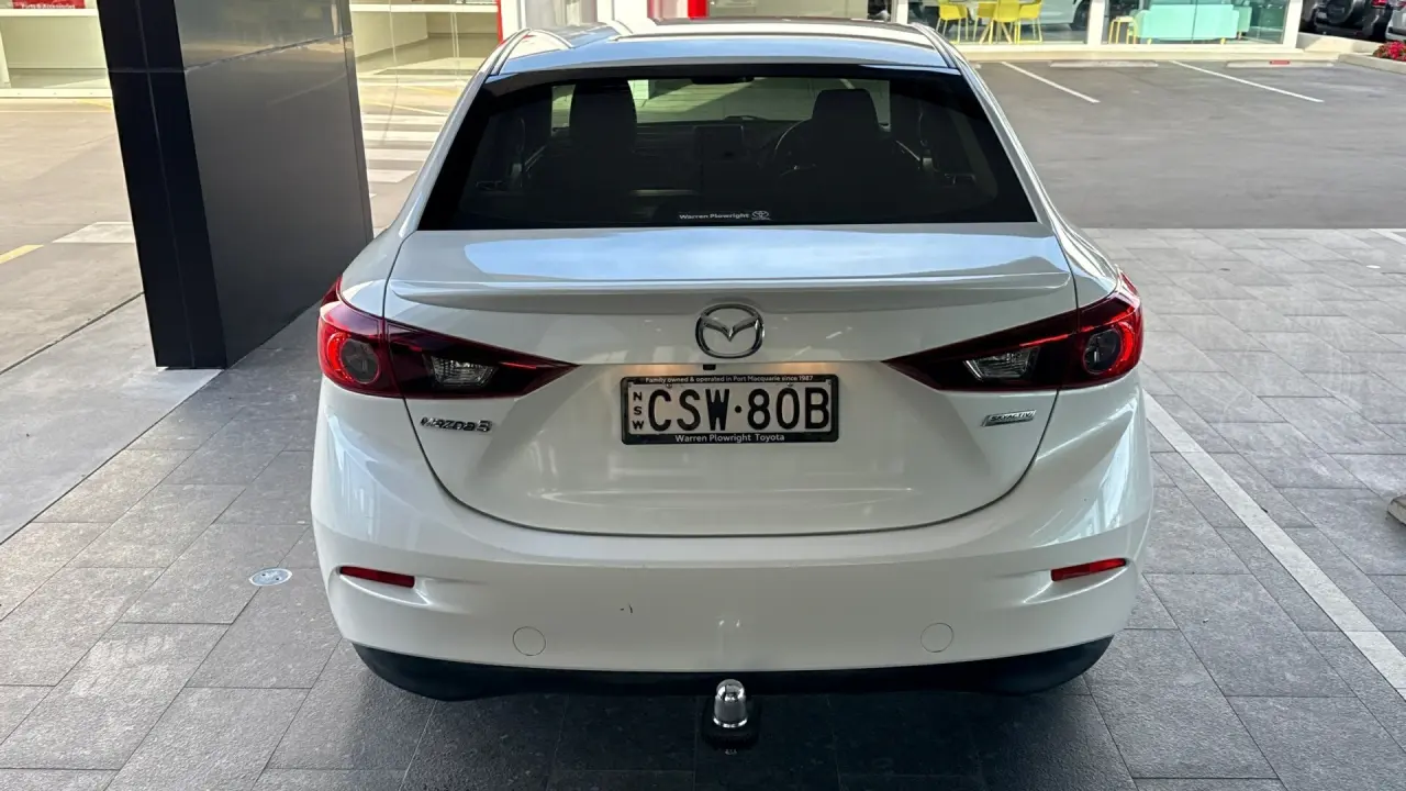 2014 MAZDA MAZDA3 Gallery Image 6