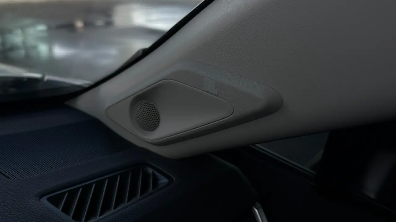 2021 Toyota Rav4 Hybrid Gallery Image 19