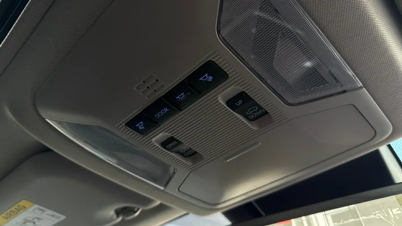 2021 Toyota Rav4 Hybrid Gallery Image 20