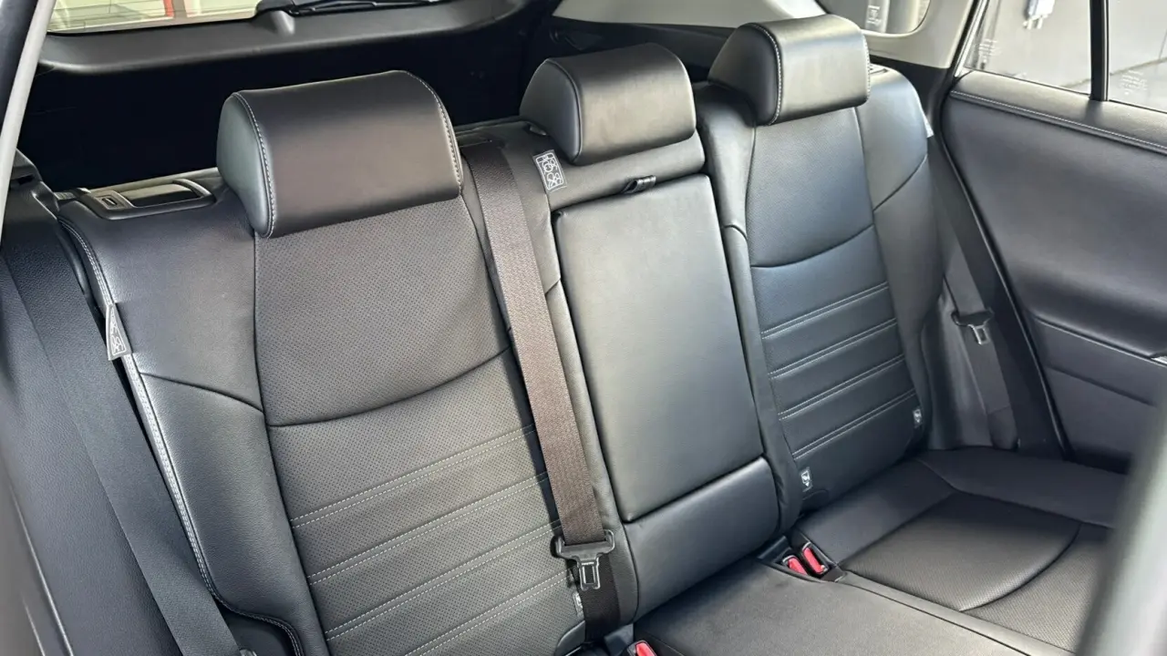 2021 Toyota Rav4 Hybrid Gallery Image 7