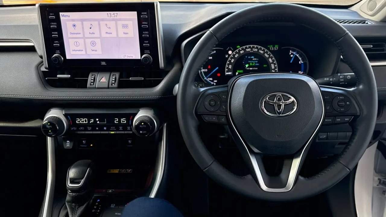 2021 Toyota Rav4 Hybrid Gallery Image 9