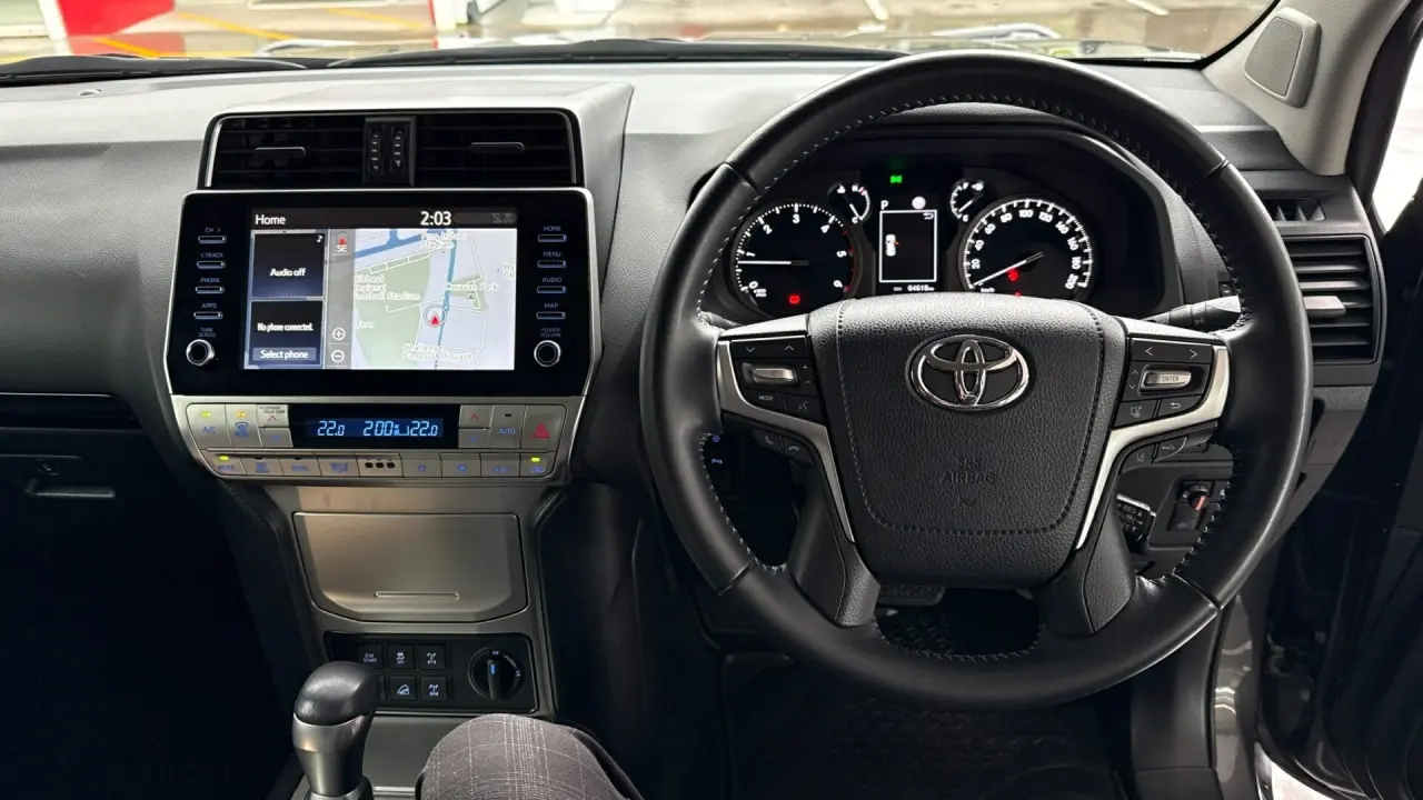 2022 Toyota Prado Gallery Image 11
