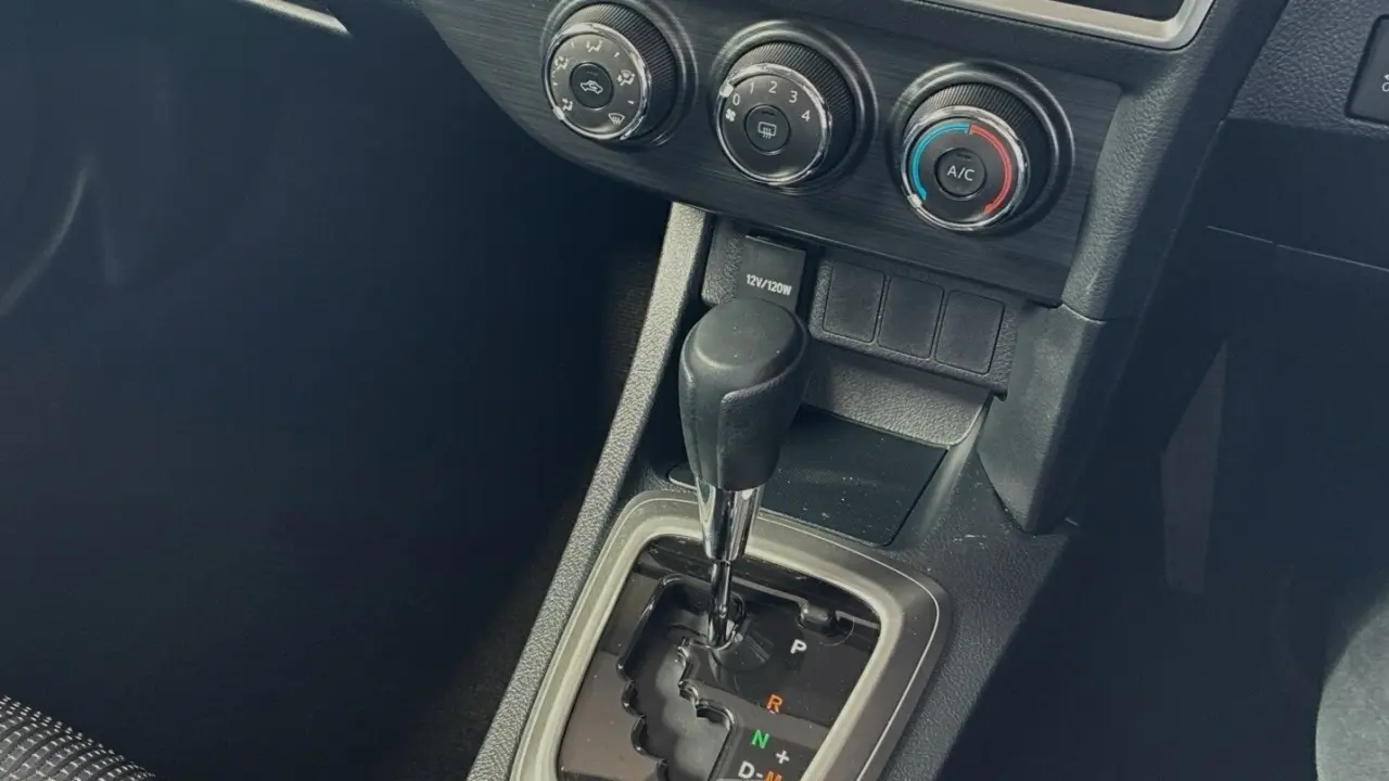 2014 Toyota Corolla Gallery Image 14