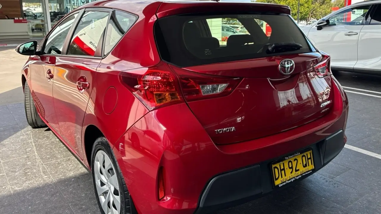 2014 Toyota Corolla Gallery Image 3