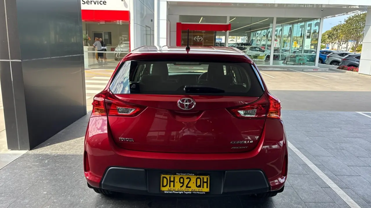 2014 Toyota Corolla Gallery Image 4