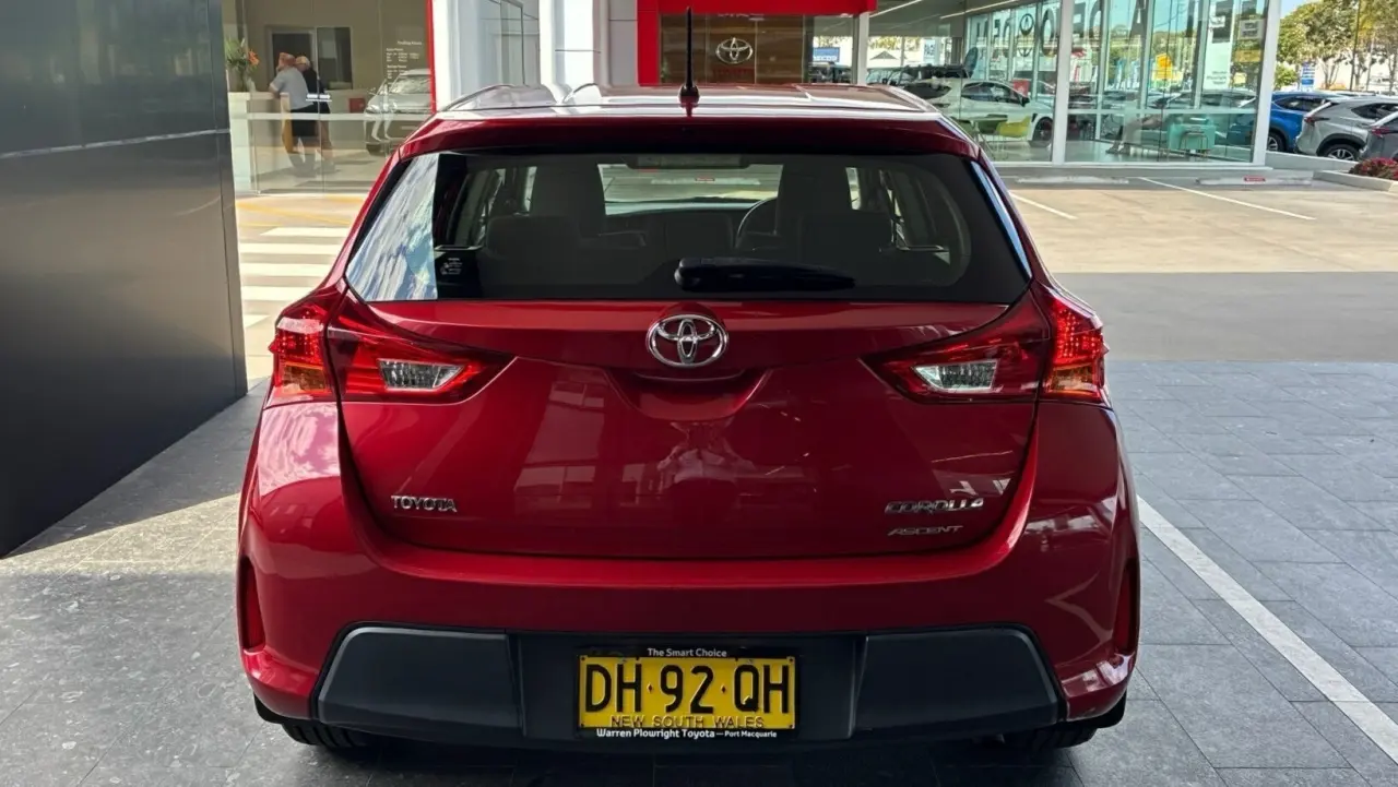 2014 Toyota Corolla Gallery Image 4