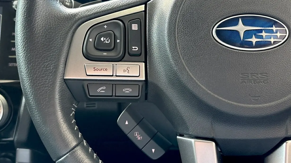 2016 SUBARU FORESTER Gallery Image 12