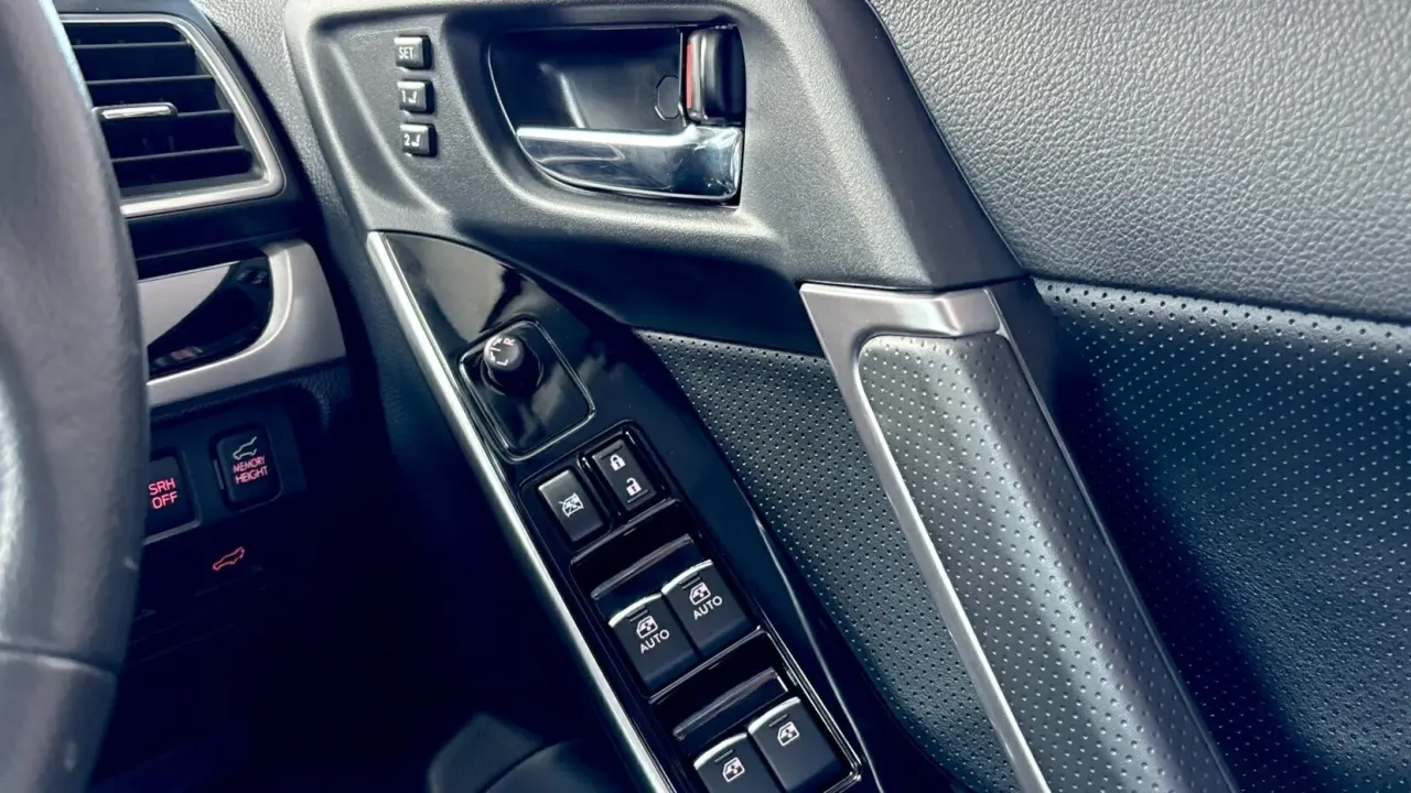 2016 SUBARU FORESTER Gallery Image 15
