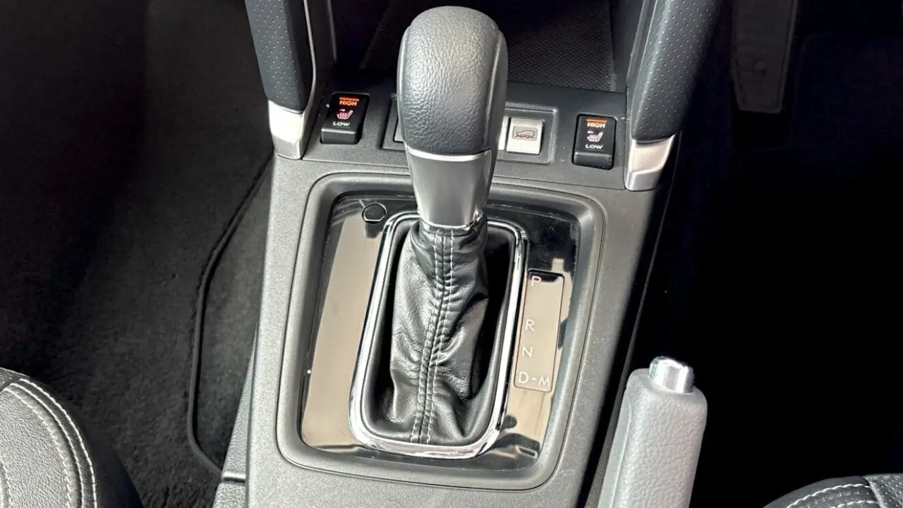 2016 SUBARU FORESTER Gallery Image 17