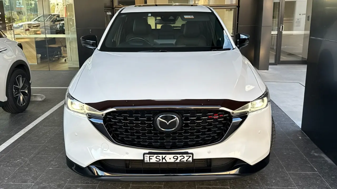 2022 MAZDA CX-5 Gallery Image 2